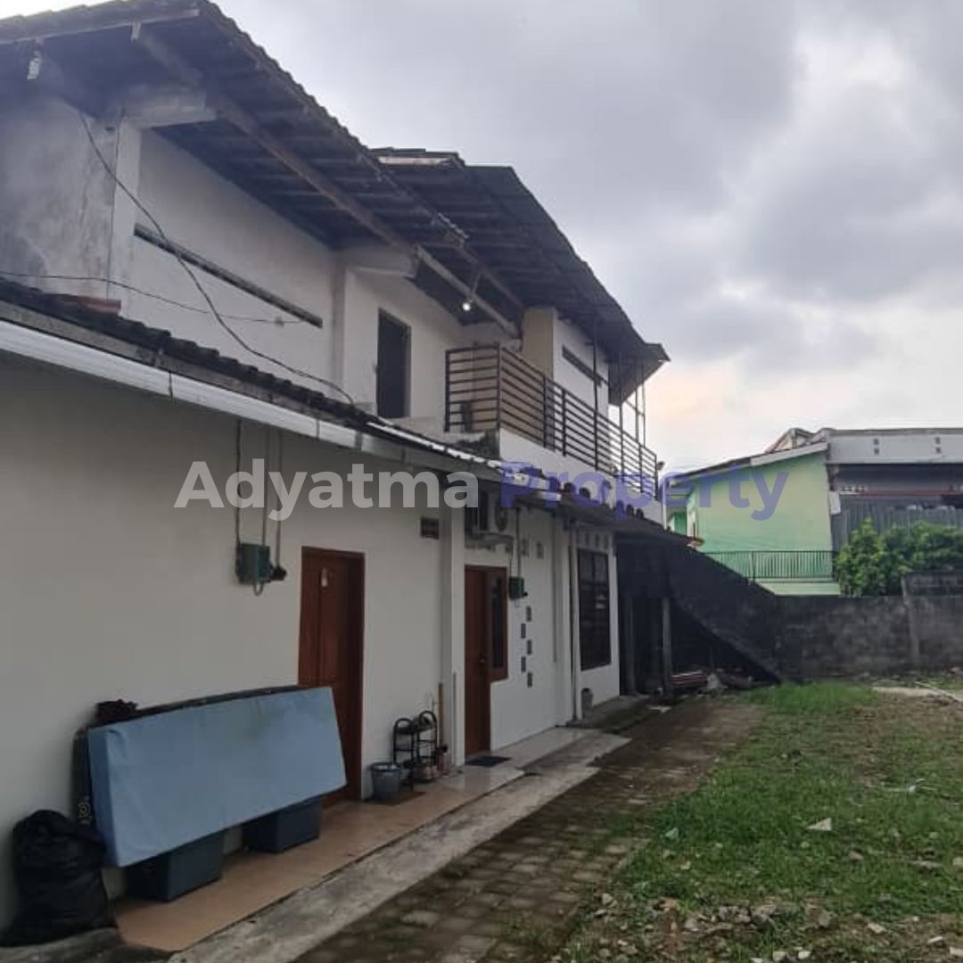 DIJUAL RUMAH DAN KOST OMSET BELASAN JUTA PERBULAN DI DEPOK SLEMAN