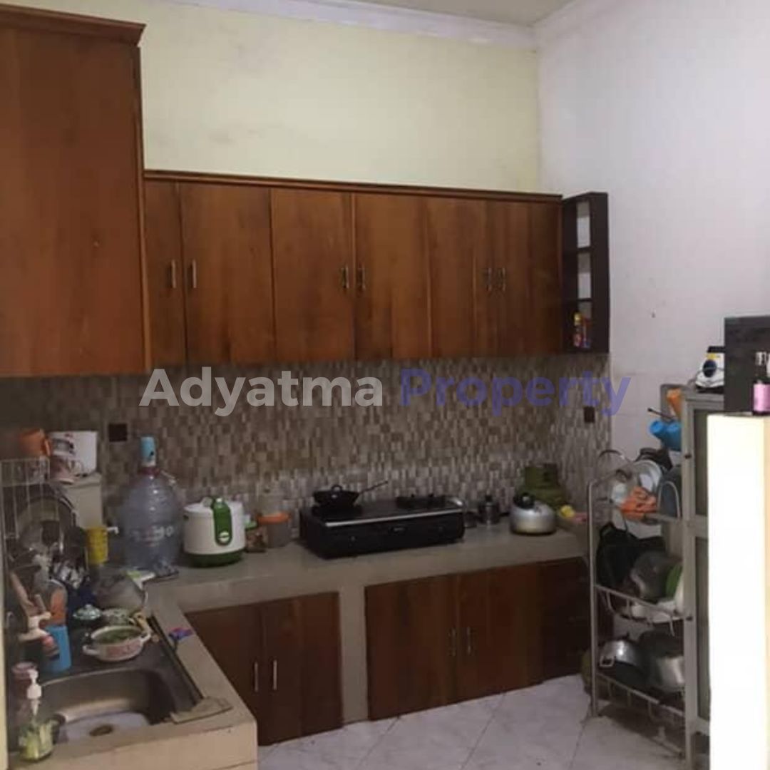 DIJUAL RUMAH TINGGAL SIAP HUNI DEKAT DENGAN JALAN KALIURANG BELAKANG KAMPUS UNIVERSITAS ISLAM INDONESIA